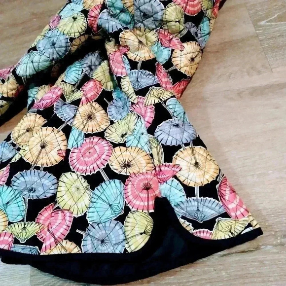 Silkland women's size small umbrella quilted jacket - Picture 10 of 10